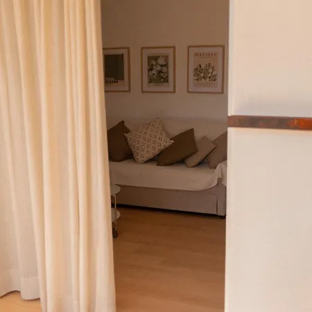 Rocas Rojas Appartement *